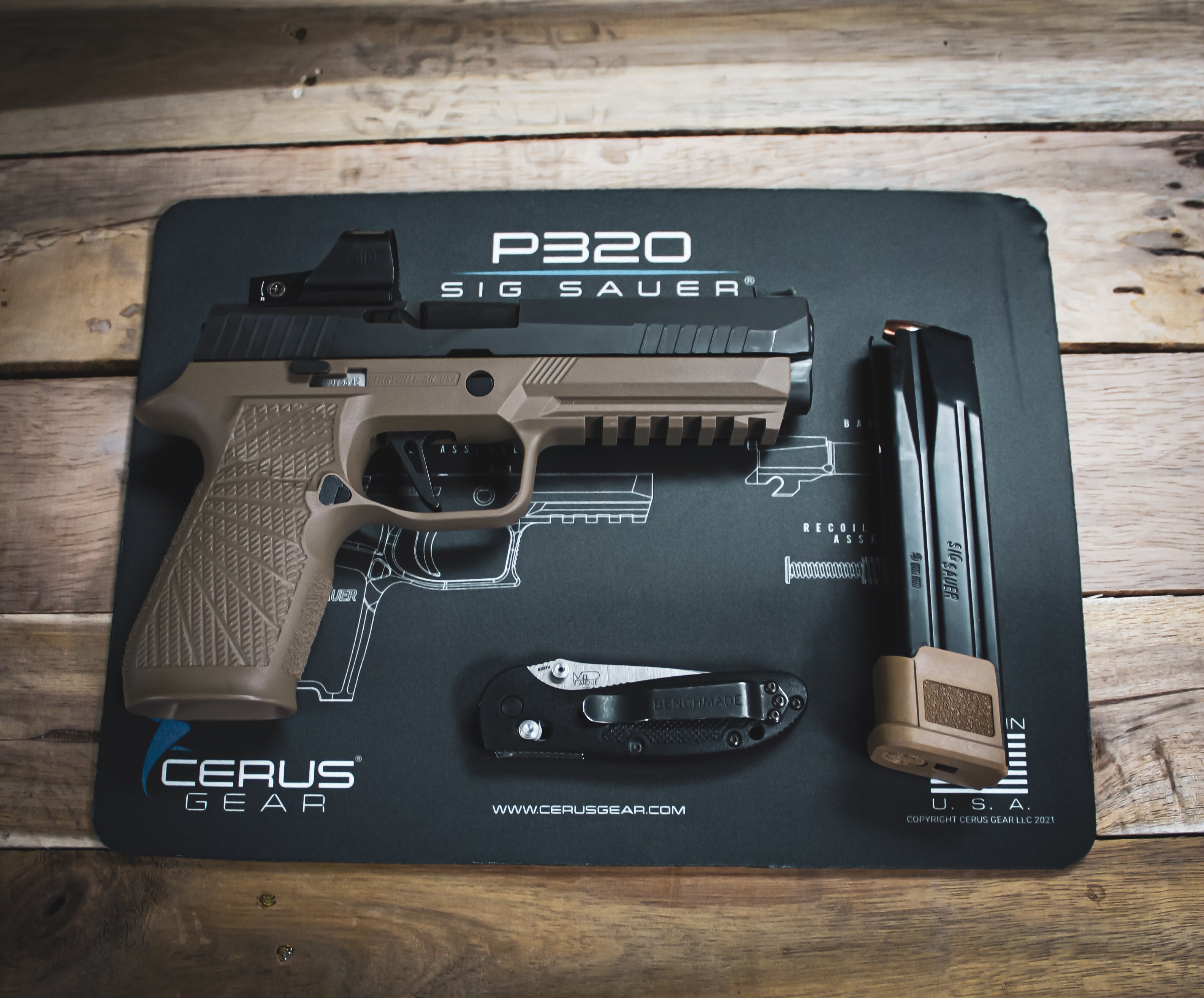 EDC Sig Sauer P320 Schematic Mat